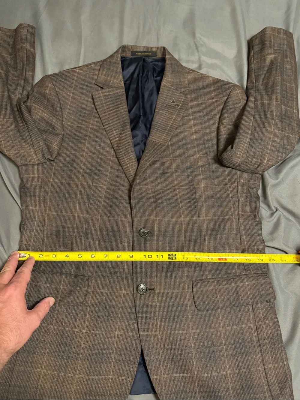 Jos A Bank Reserve silk wool sport coat blazer 40S brown plaid new